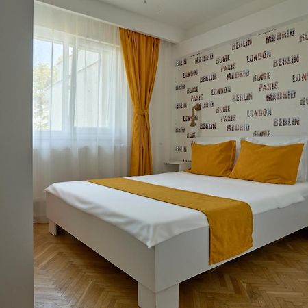 בוקרשט 11 Baneasa Airport Apartament מראה חיצוני תמונה